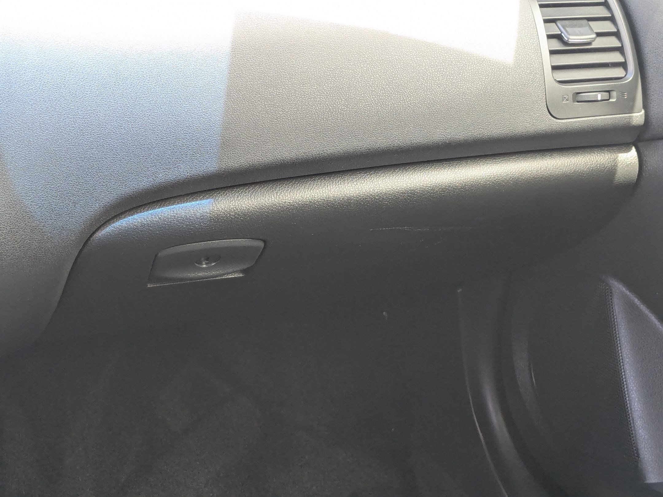 Used 2009 Precision Gray Metallic Nissan 2.5 S image 30