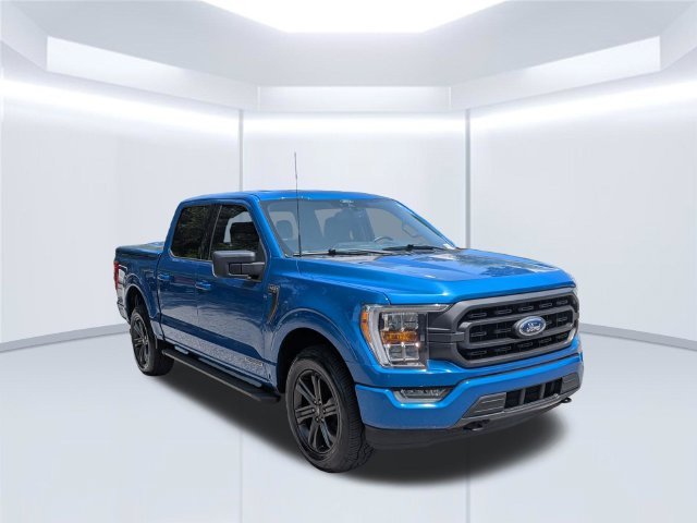 Used 2021 Blue Ford XLT image 8