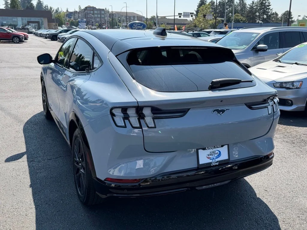 New 2026 Glacier Gray Metallic Tri-coat Ford Premium image 9