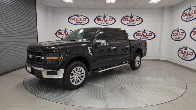 New 2026 Agate Black Metallic Ford XLT image 6