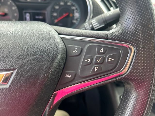 Used 2019 White Chevrolet LT image 12