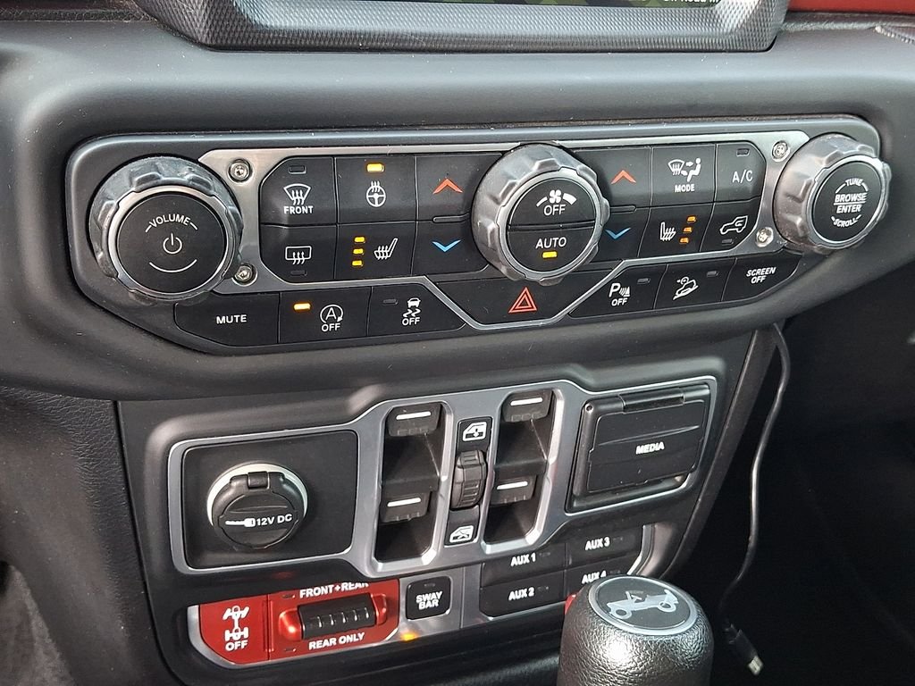 Used 2018 Gray Jeep Unlimited Rubicon image 16