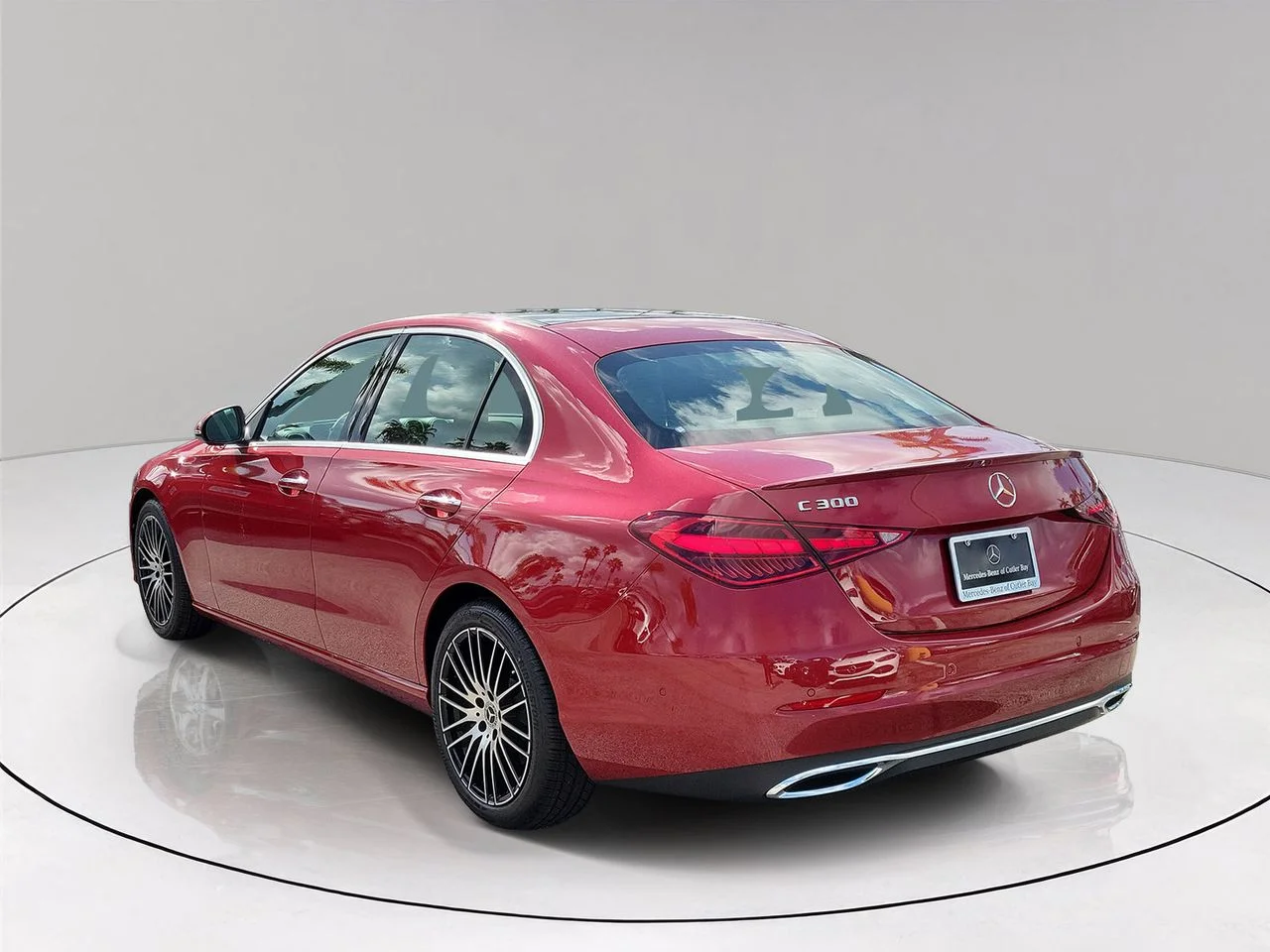 New 2026 MANUFAKTUR Patagonia Red Metallic Mercedes-Benz C 300 image 6