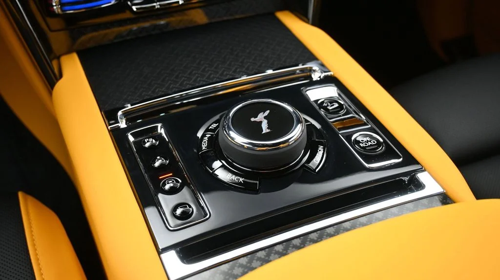New 2026 Gray Rolls-Royce Black Badge image 18
