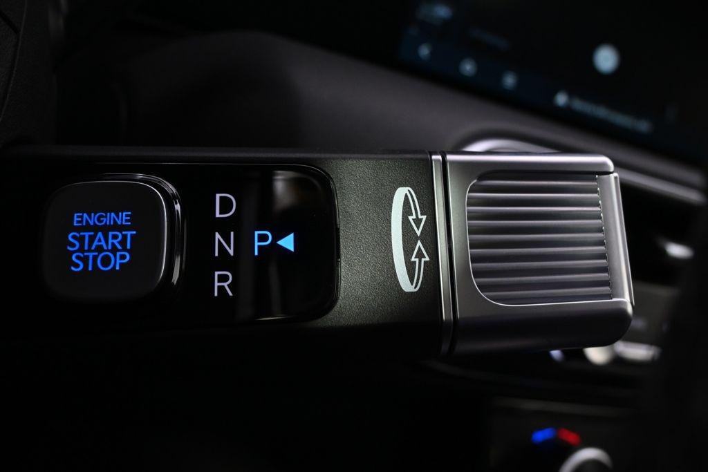 New 2026 Silver Metallic Hyundai SEL AWD image 30