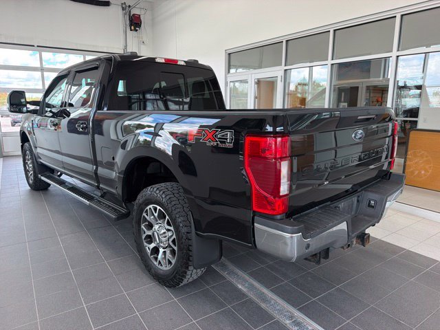 Used 2020 Black Metallic Ford Lariat image 4