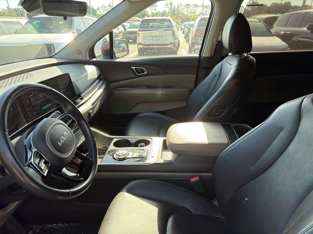 Certified Used 2025 Flare Red Kia EX image 10