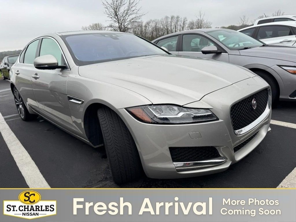 2016 Jaguar XF Prestige