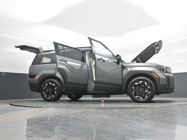 New 2027 Gray Hyundai SEL AWD image 31