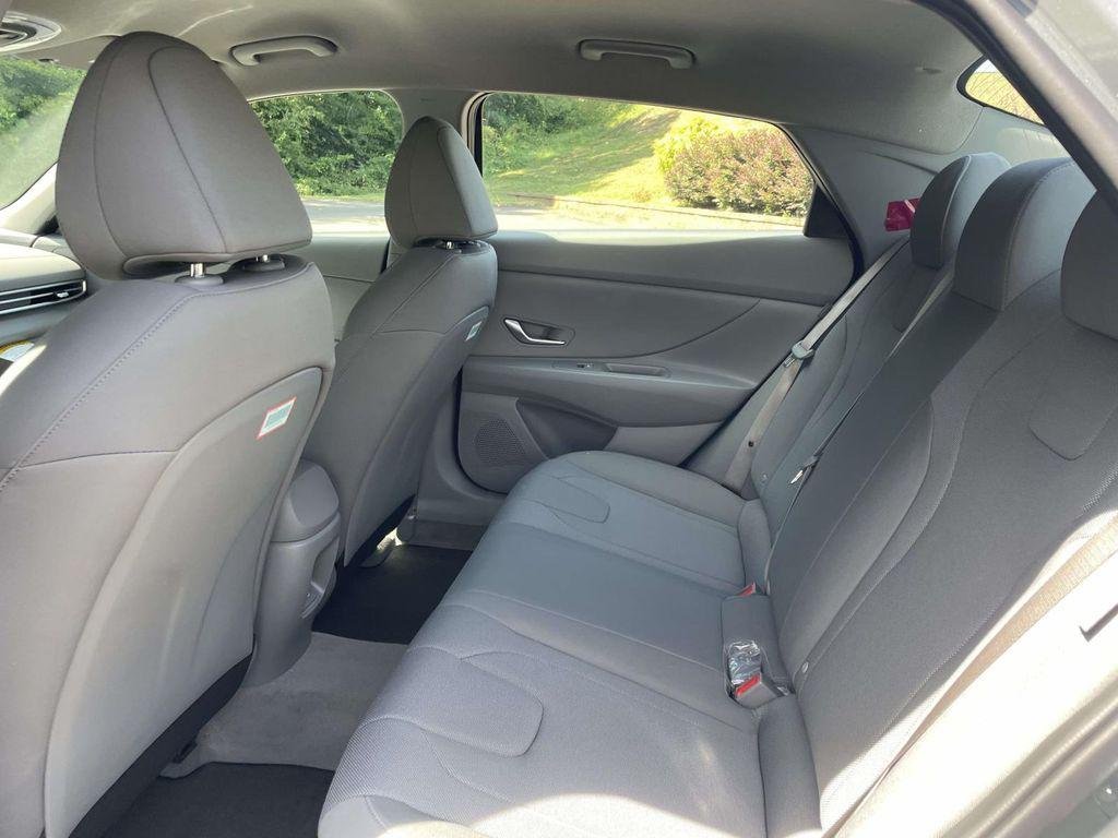 New 2026 Gray Hyundai SE image 10