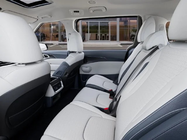 New 2026 Gray Kia SX Prestige image 18