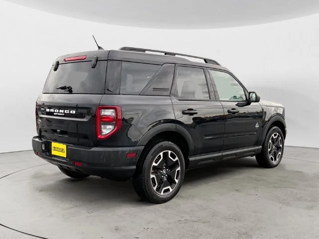 Used 2021 Black Ford Outer Banks image 5