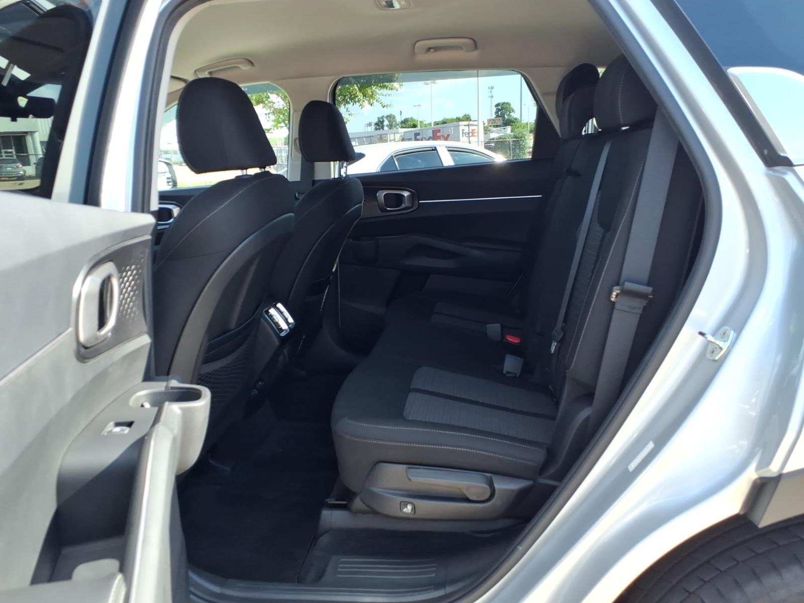 Used 2022 SILVER Kia LX image 16