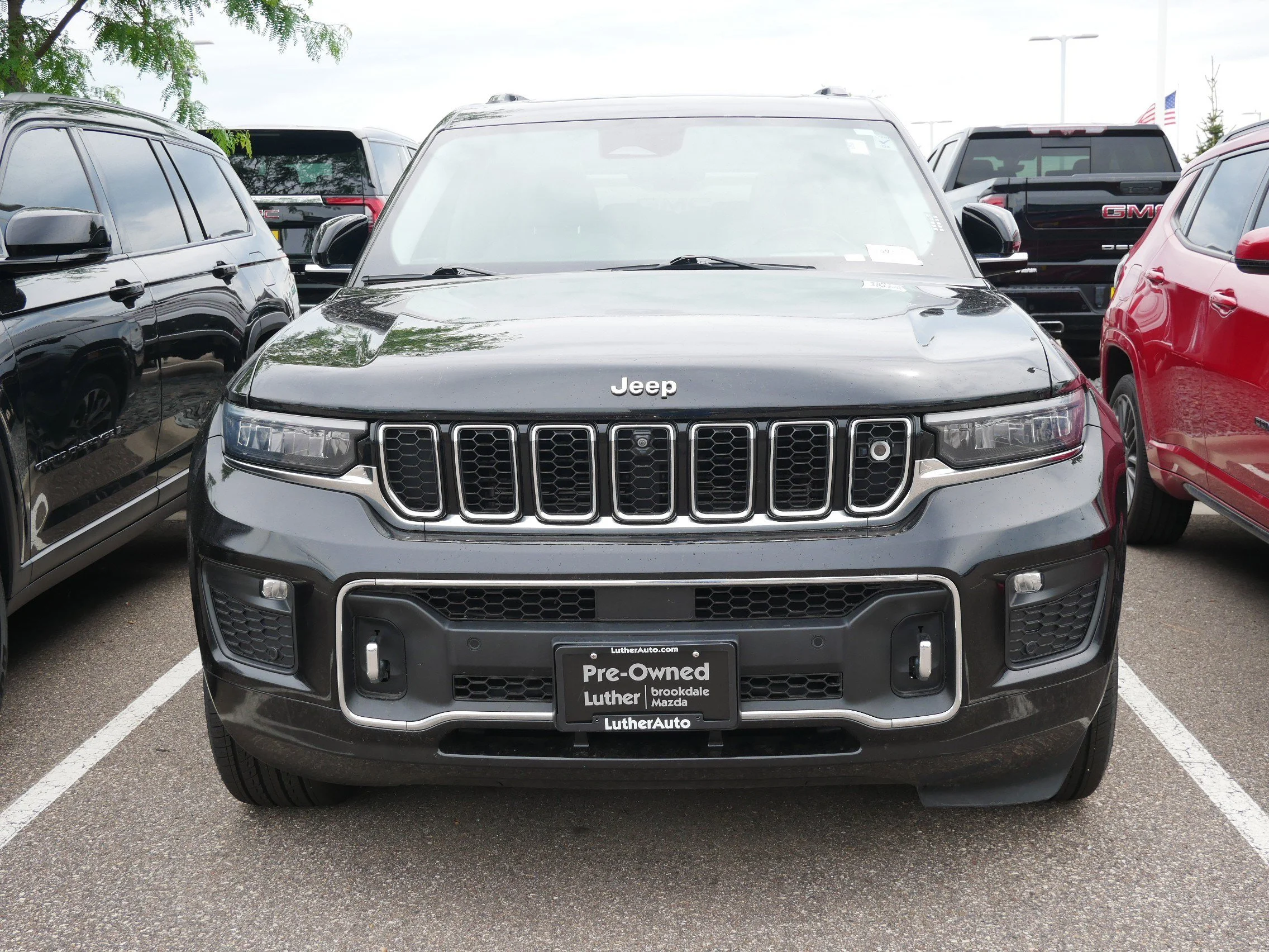 Used 2021 Jeep Grand Cherokee L Overland with VIN 1C4RJKDG8M8119607 for sale in Brooklyn Center, Minnesota