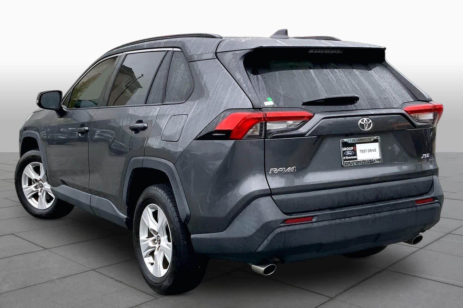 Used 2021 Magnetic Gray Metallic Toyota XLE image 11