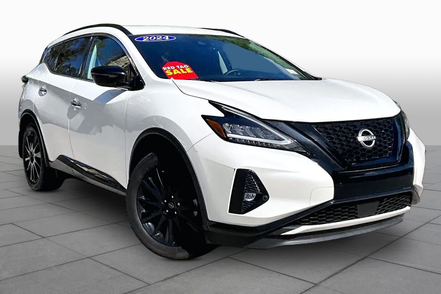 Used 2024 Pearl White Tricoat Nissan SV image 4