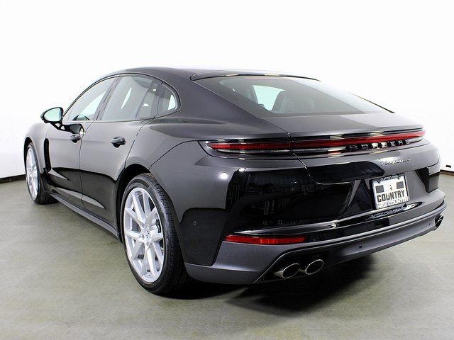2026 Porsche Panamera Base - Photo 3