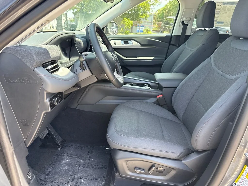 New 2026 Gray Ford Active image 20