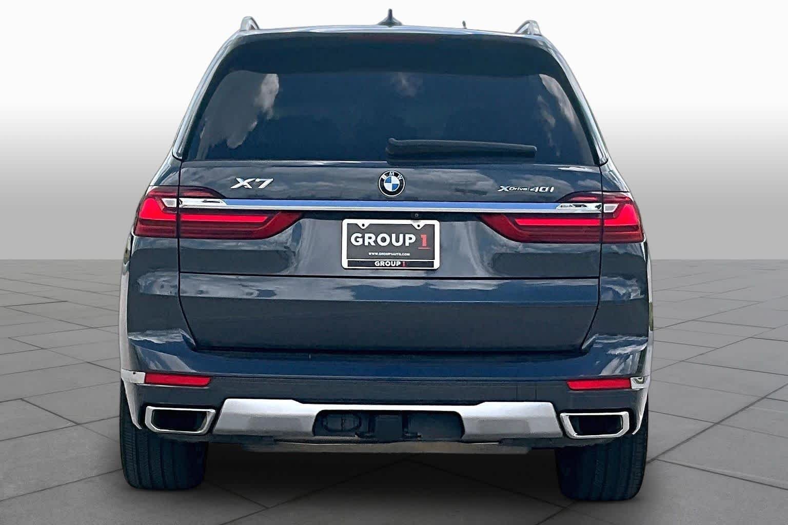 Used 2020 Arctic Gray Metallic BMW xDrive40i image 4
