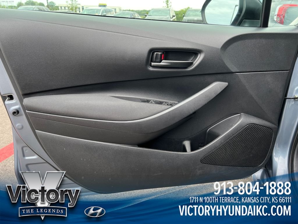 Used 2024  Toyota LE image 10