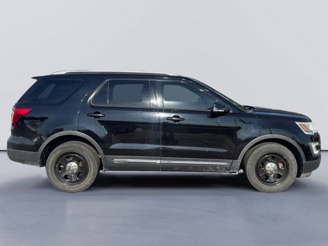 Used 2016 Black Ford XLT image 1