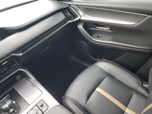 Used 2025 Platinum Quartz Mazda S Premium Package image 34