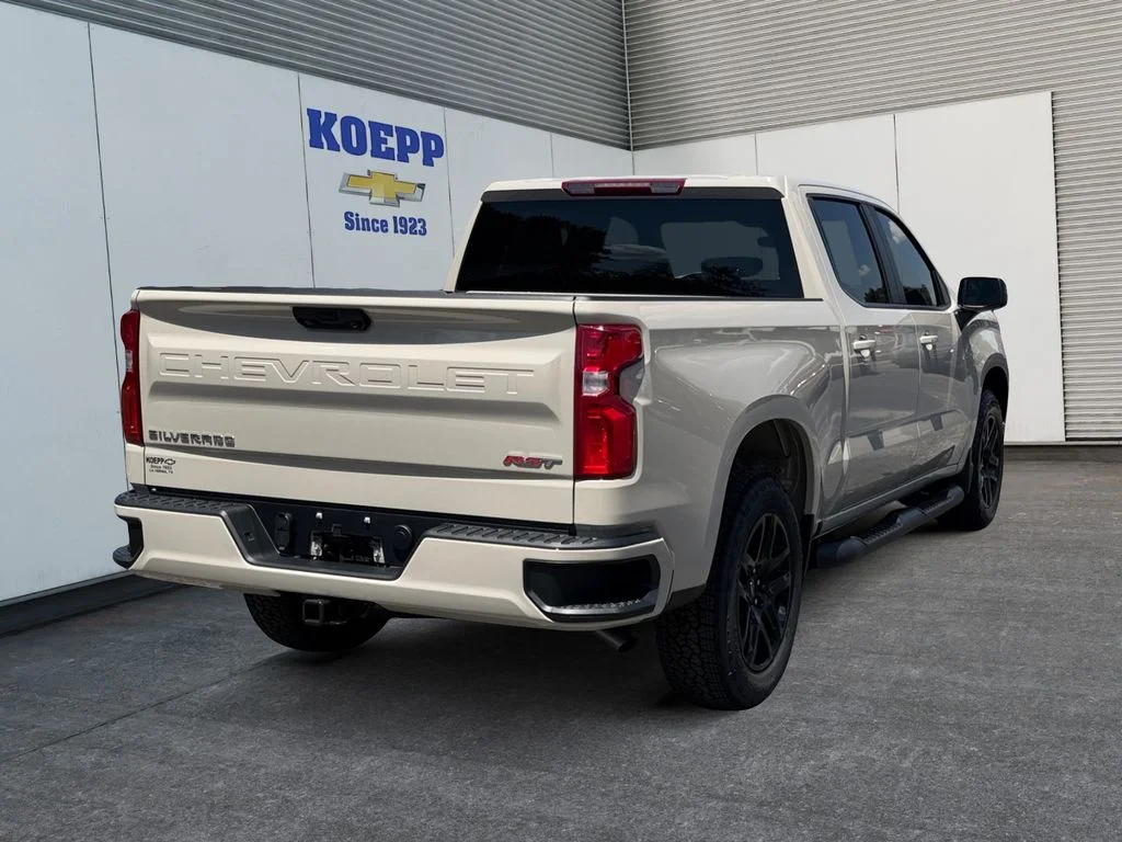 New 2026 White Sands Chevrolet RST image 5
