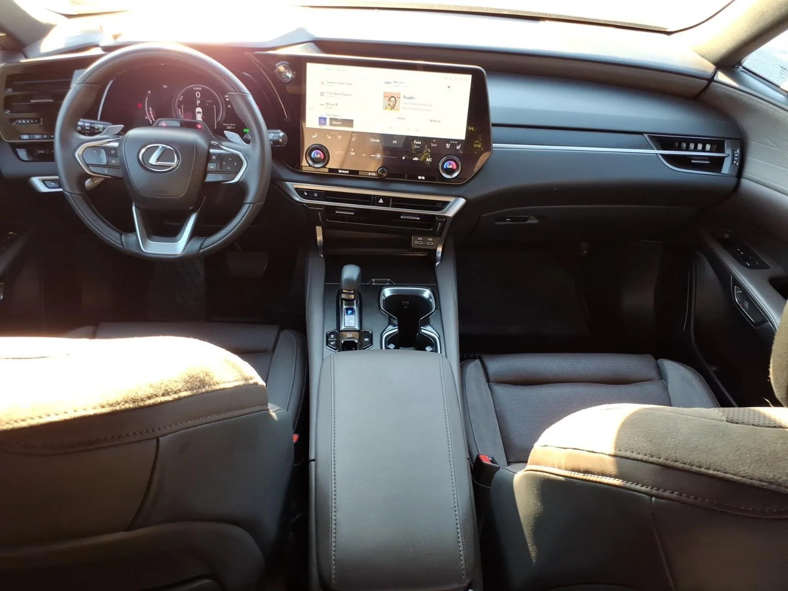 Used 2024 Cloudburst Gray Lexus RX 350h Luxury image 29