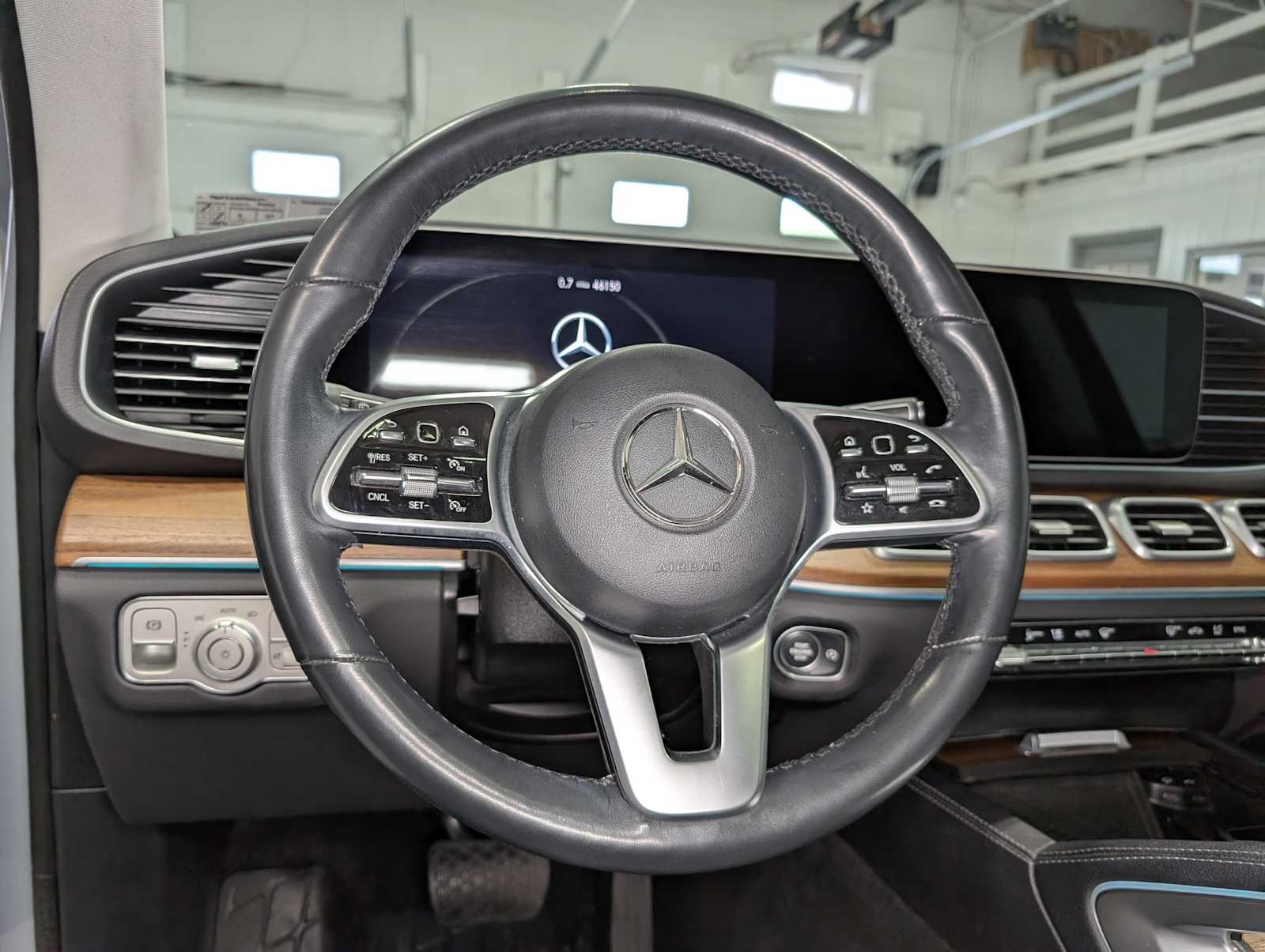 Used 2023 Cirrus Silver Metallic Mercedes-Benz GLE 450 image 35