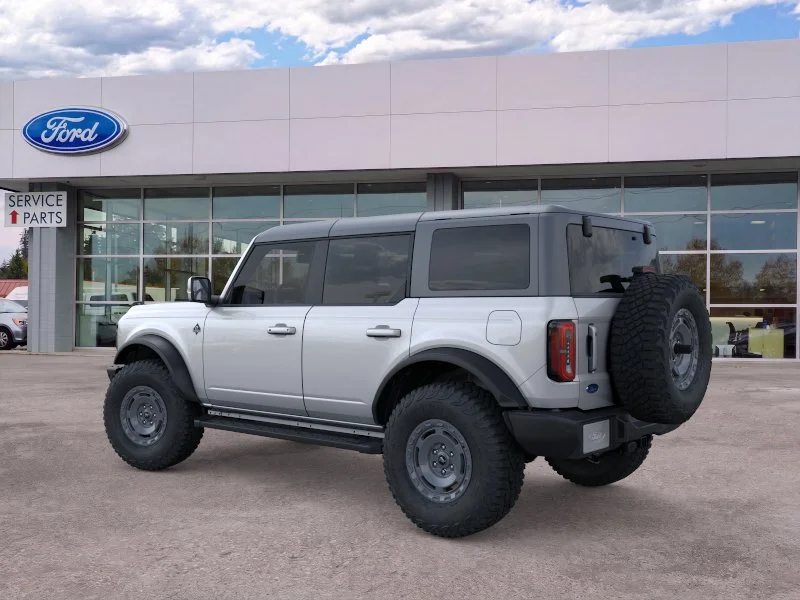 New 2024 Iconic Silver Metallic Ford Outer Banks® image 35