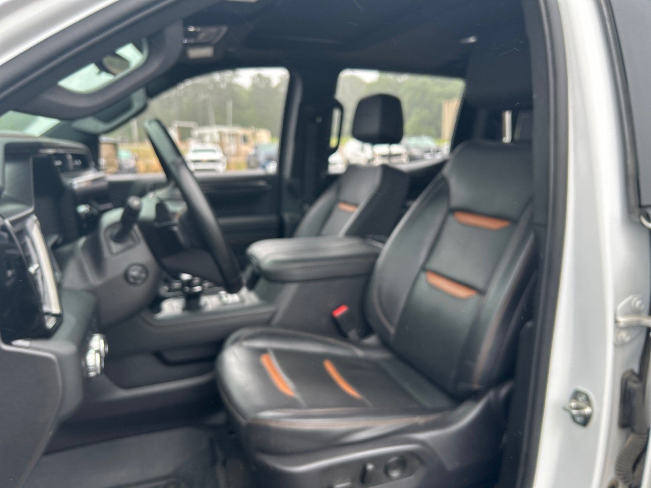 Used 2024 Summit White GMC AT4 image 15