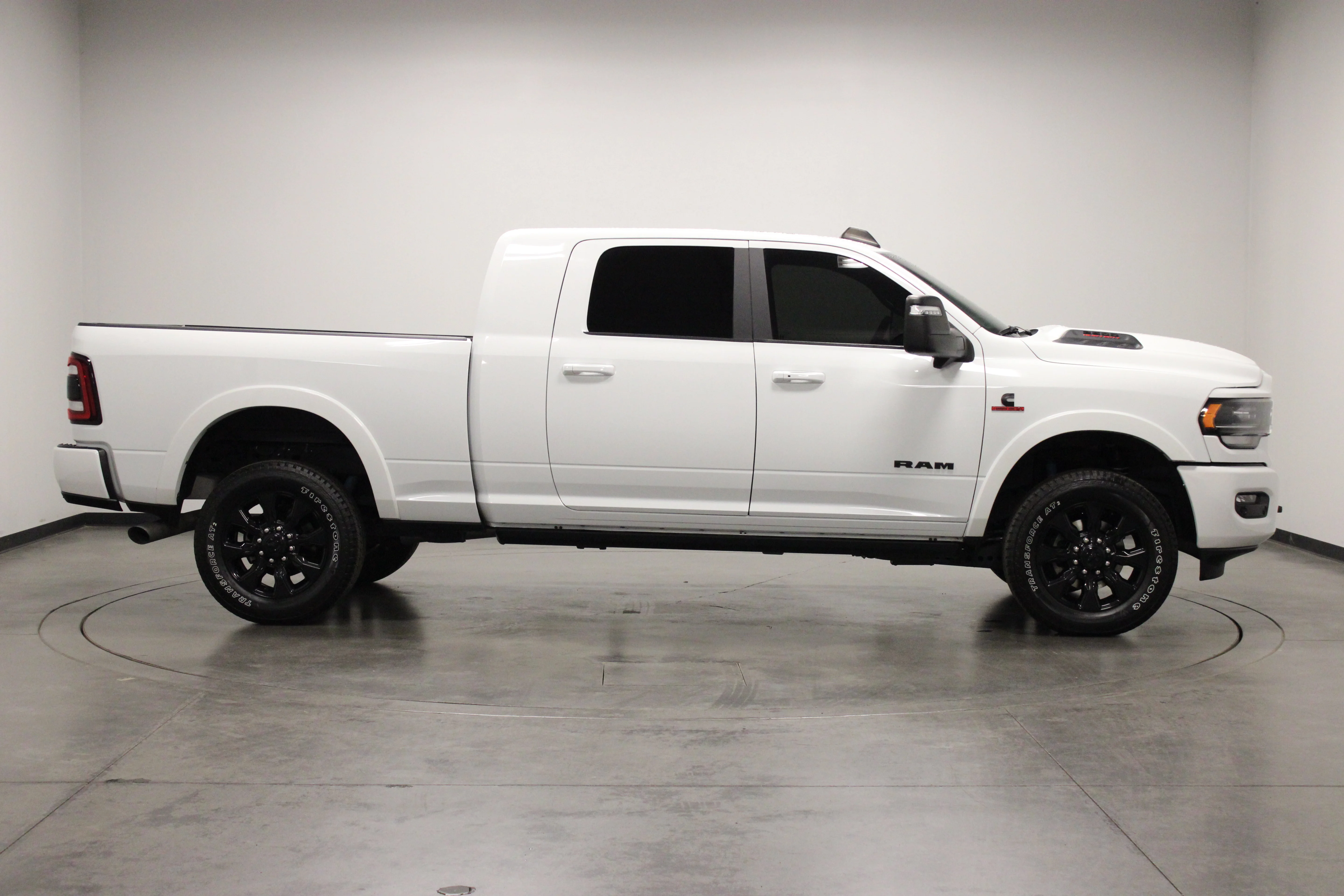 Used 2024 Bright White Clearcoat Ram Limited image 9