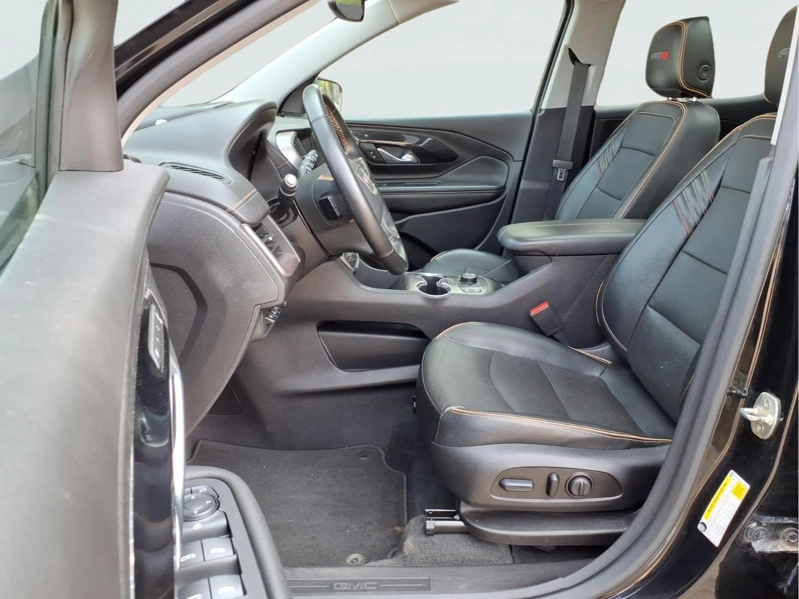 Used 2024 Ebony Twilight Metallic GMC AT4 image 22