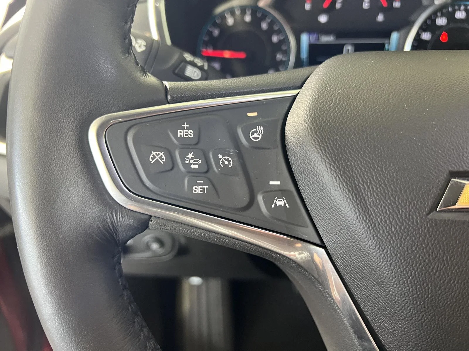Used 2018 CAJUN RED TINTCOAT Chevrolet Premier image 10