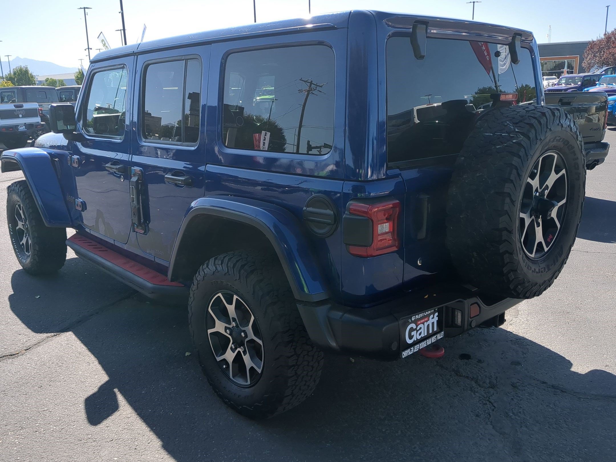 Used 2018 Ocean Blue Metallic Clearcoat Jeep Rubicon image 7