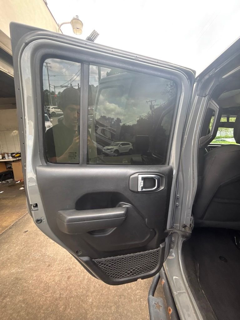 Used 2022 Gray Jeep Unlimited Willys image 16