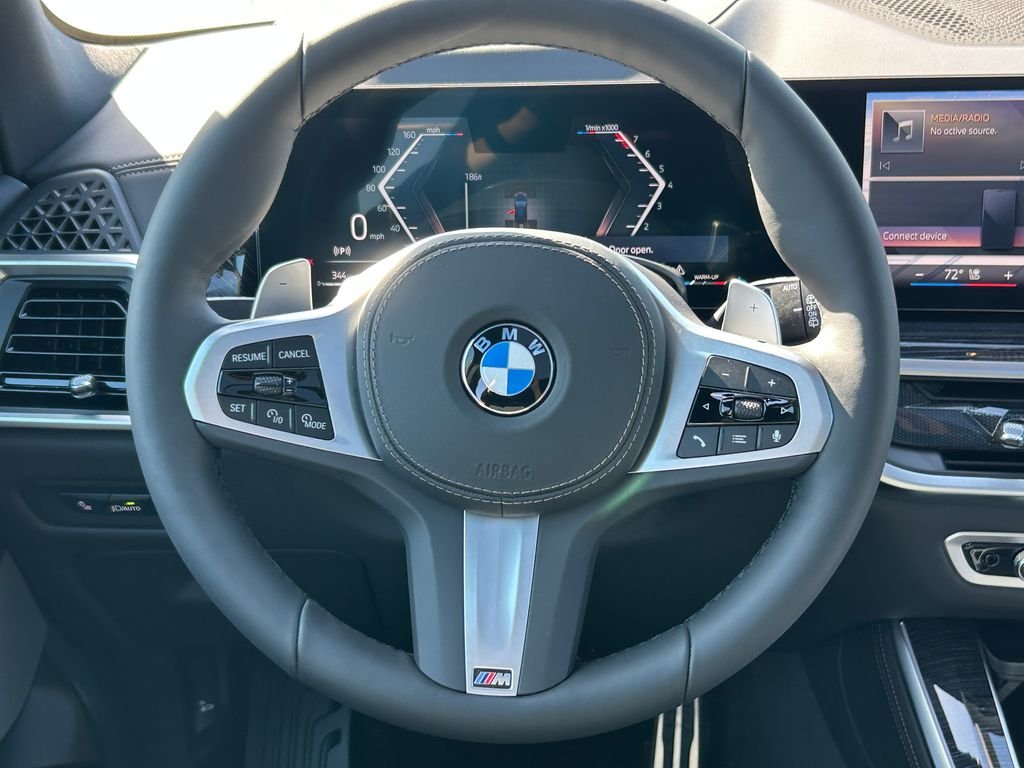 New 2026 Black Sapphire Metallic BMW xDrive40i image 18