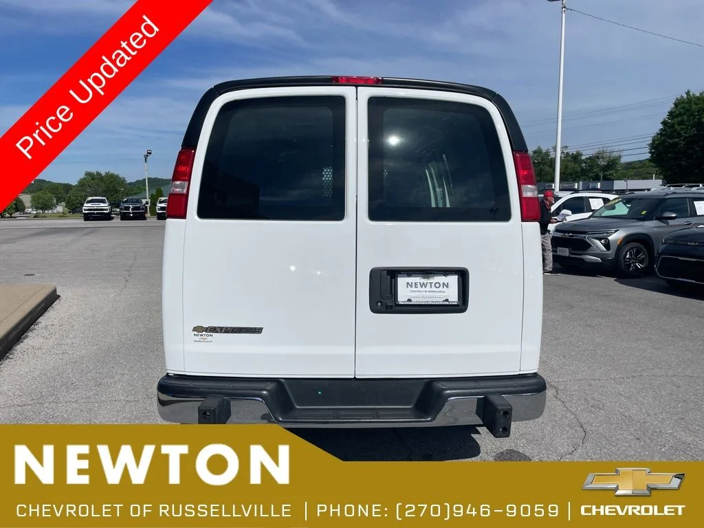 Certified Used 2024 Summit White Chevrolet Work Van image 30