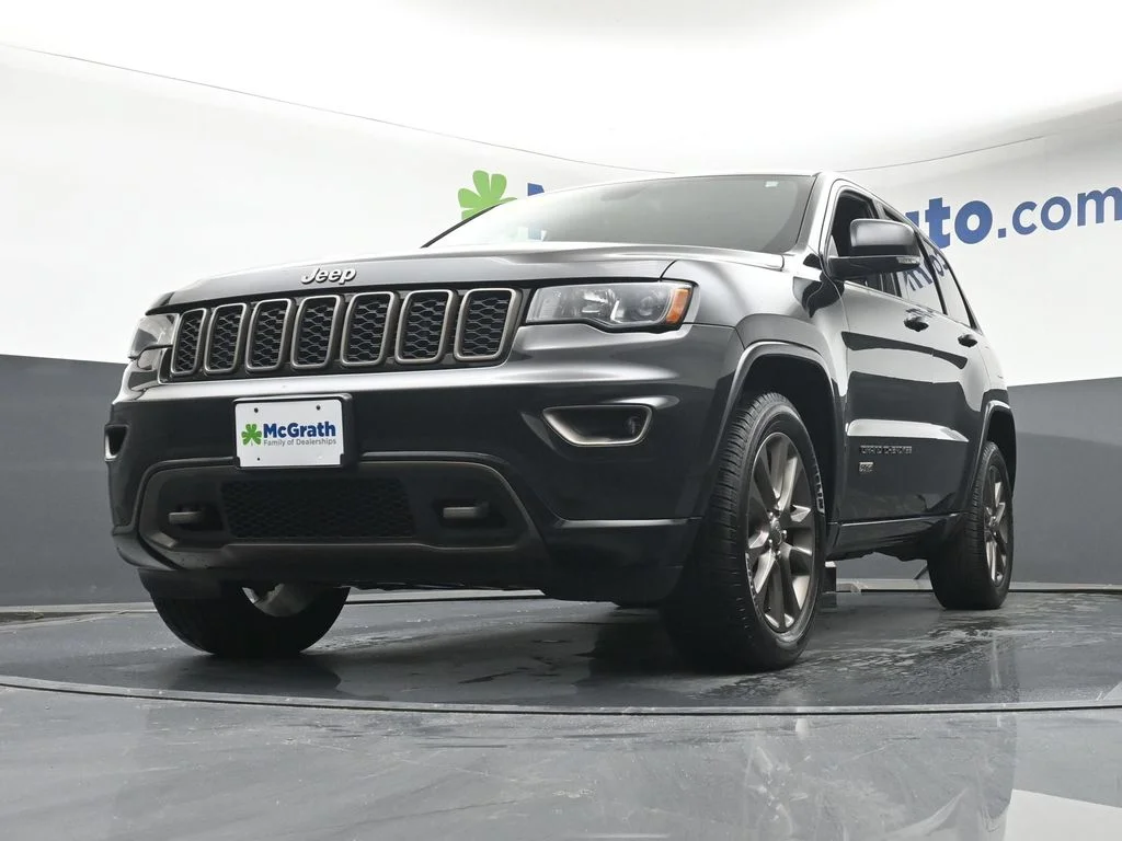 Used 2016 Black Jeep Limited image 7