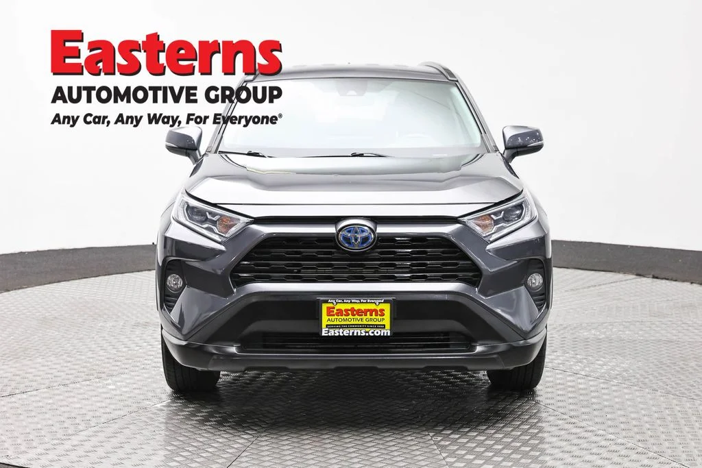 Used 2021 Gray Toyota XLE image 2