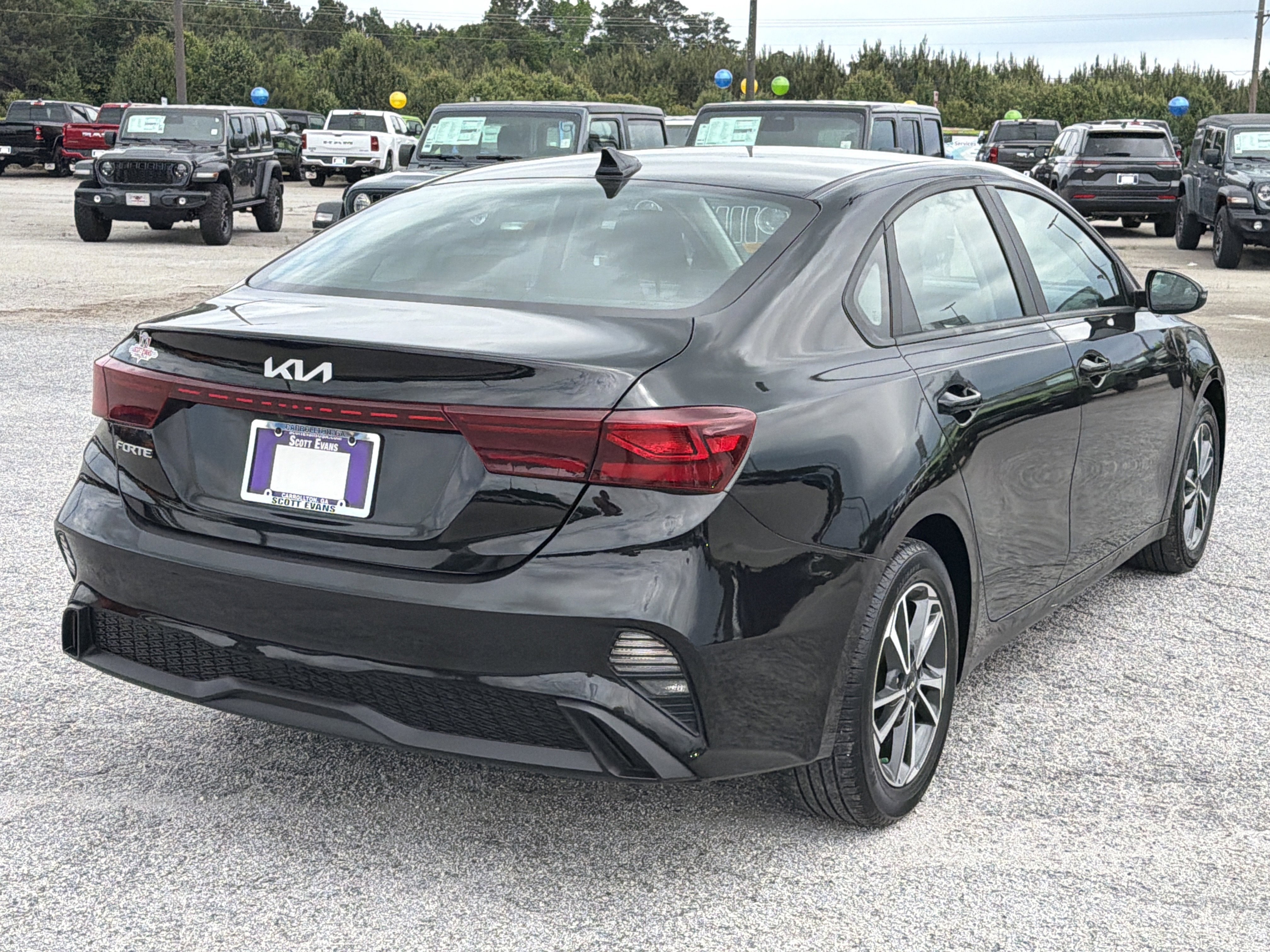 Used 2023 Aurora Black Kia LXS image 7