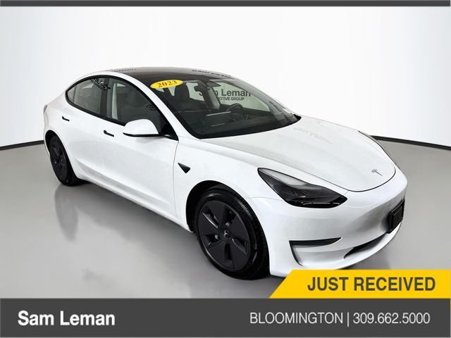 Used 2023 White Tesla Base image 1