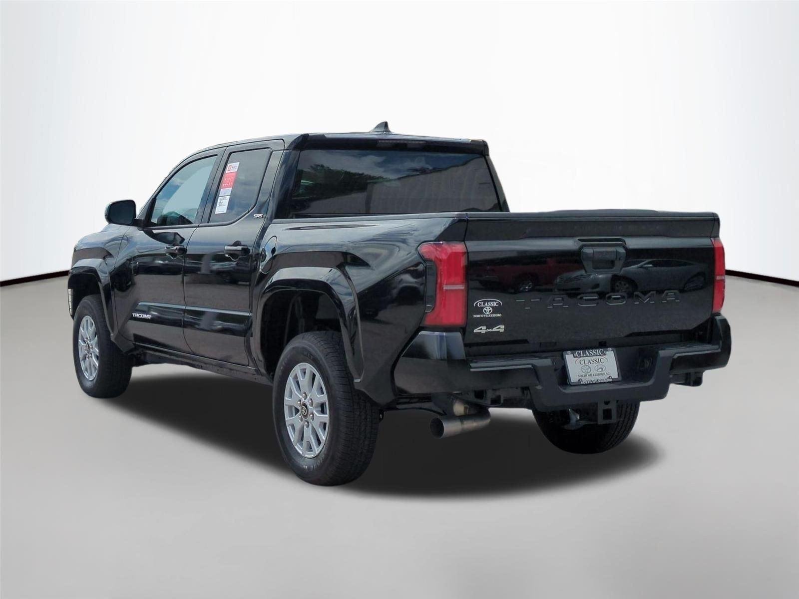 New 2026 Black Toyota SR5 image 3