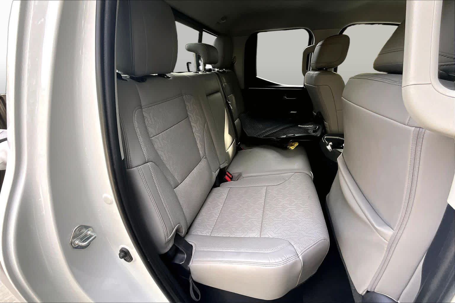 Used 2024 Ice Cap Toyota SR5 image 18