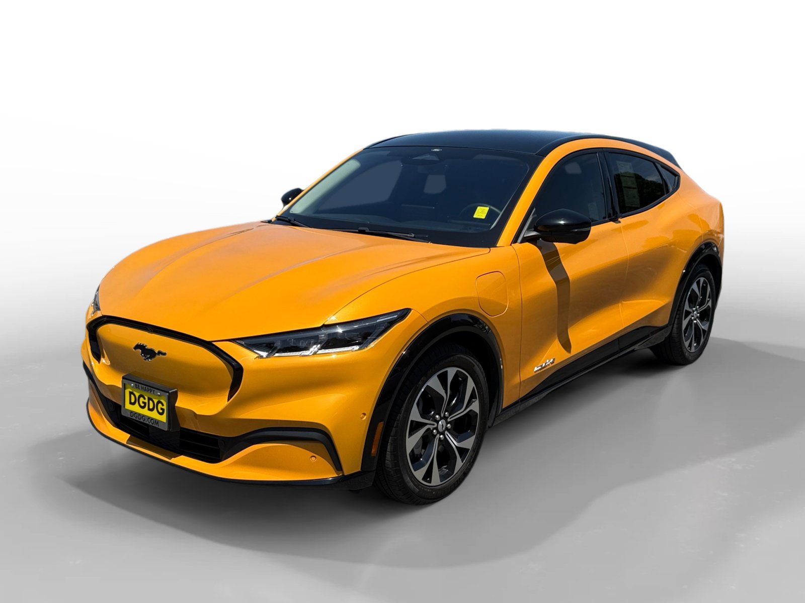 2023 Ford Mustang-Mach-e Premium's photo