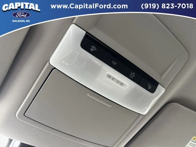 Used 2025 Black Nissan 2.5 SR image 31
