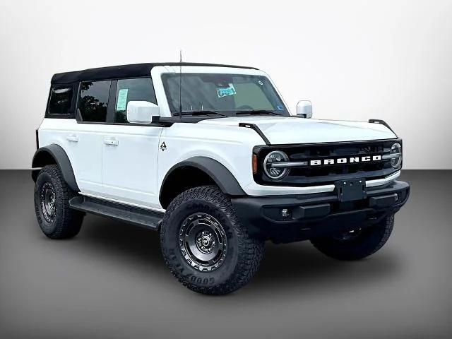 New 2025 Oxford White Ford Outer Banks® image 33