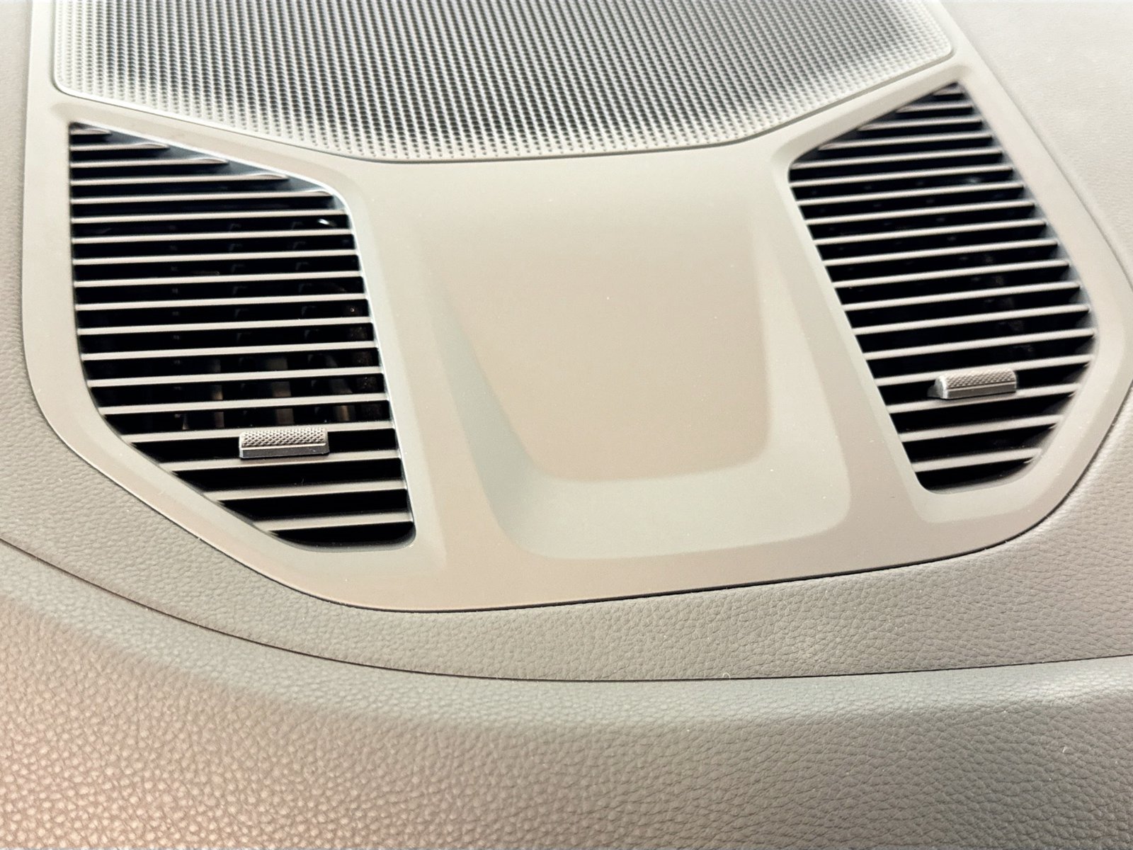 Used 2026 White Porsche  image 30