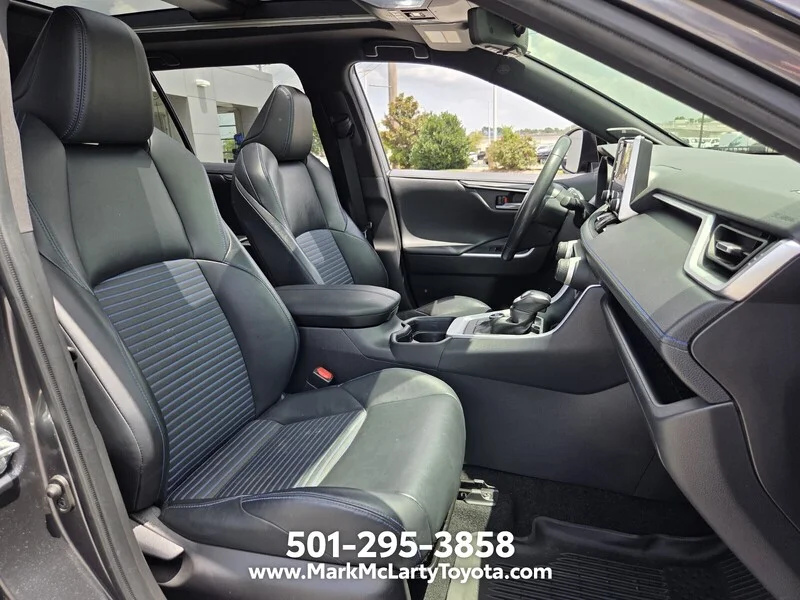Used 2020 Magnetic Gray Metallic TOYOTA HYBRID XSE AWD image 15