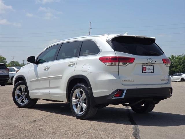 Certified Used 2018 BLIZZARD PEARL Toyota  image 24